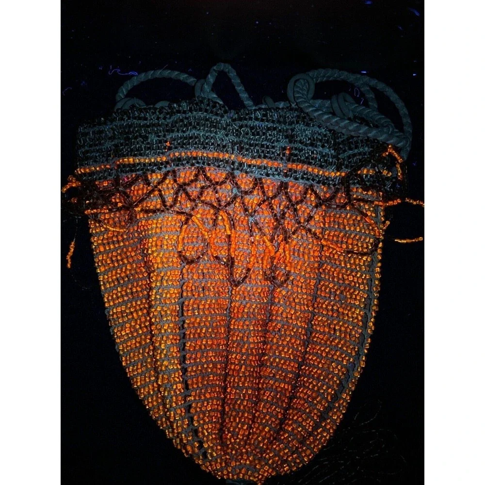 Glass Bead Drawstring Flapper Purse Manganese‎ Cadmium 1920s Purple UV Reactive